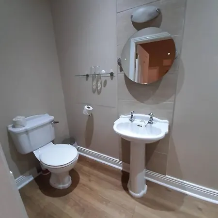 Gasthof Jbs Bar & Guest 2*