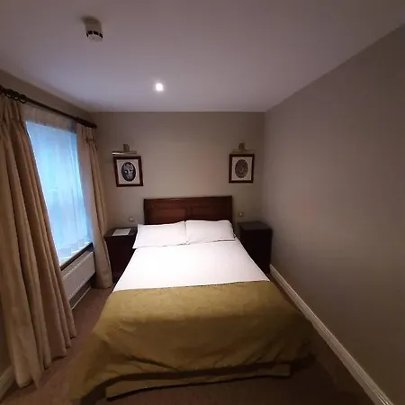 Jbs Bar & Guest Gæstehus