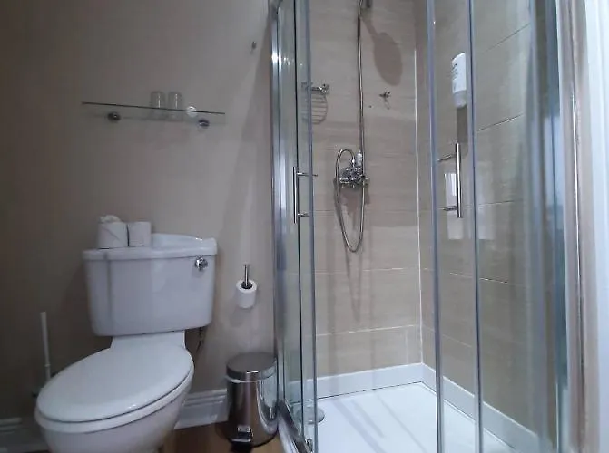 Jbs Bar & Guest ゲストハウス 2*